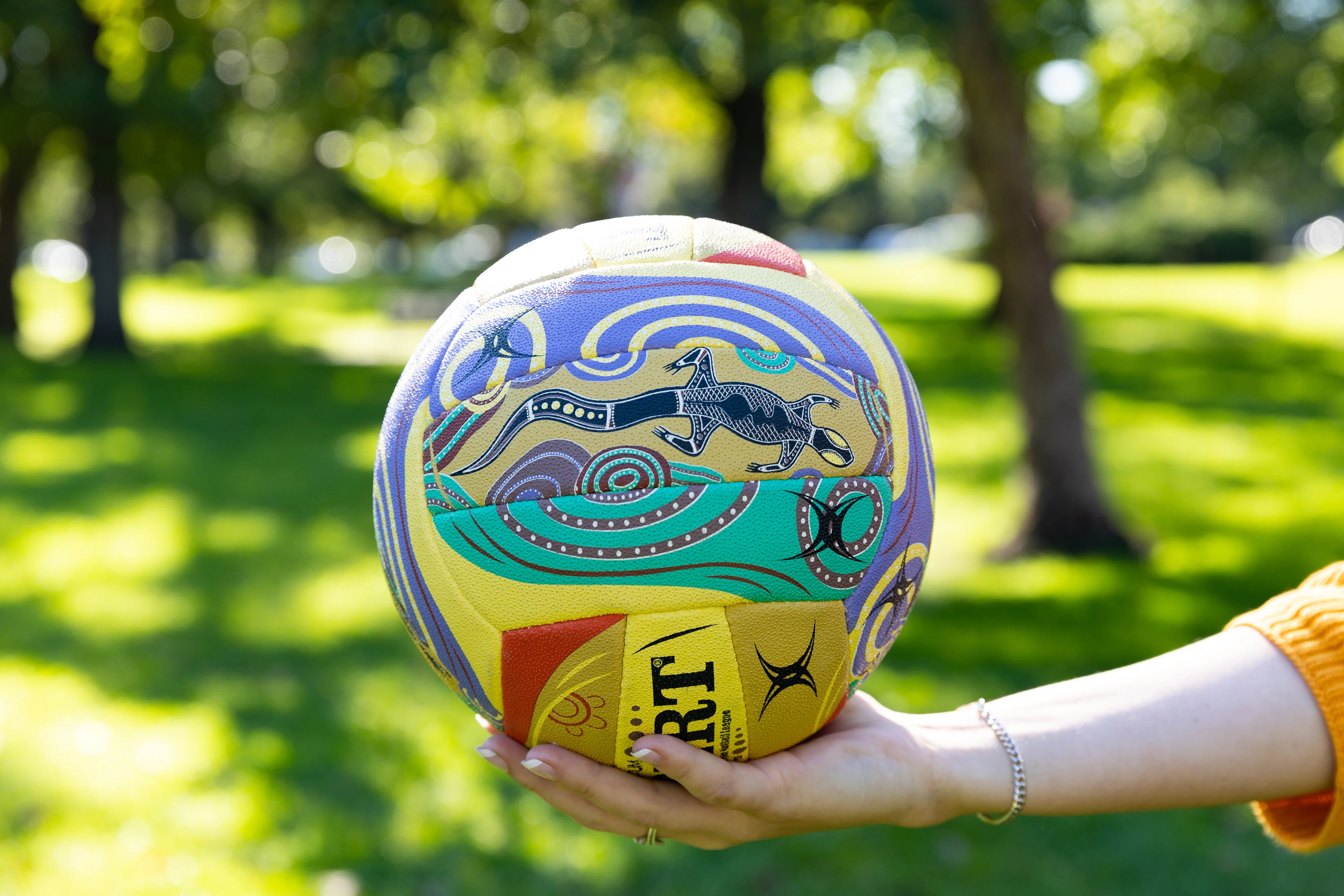 Netball Australia | 2023 Suncorp Super Netball First Nations Replica Ball - Image 3